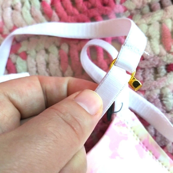 2/60🐣NWT BCBGMaxAzria Ultra Soft Push up Underwire Padded Bra Floral White Pink - Picture 11 of 16